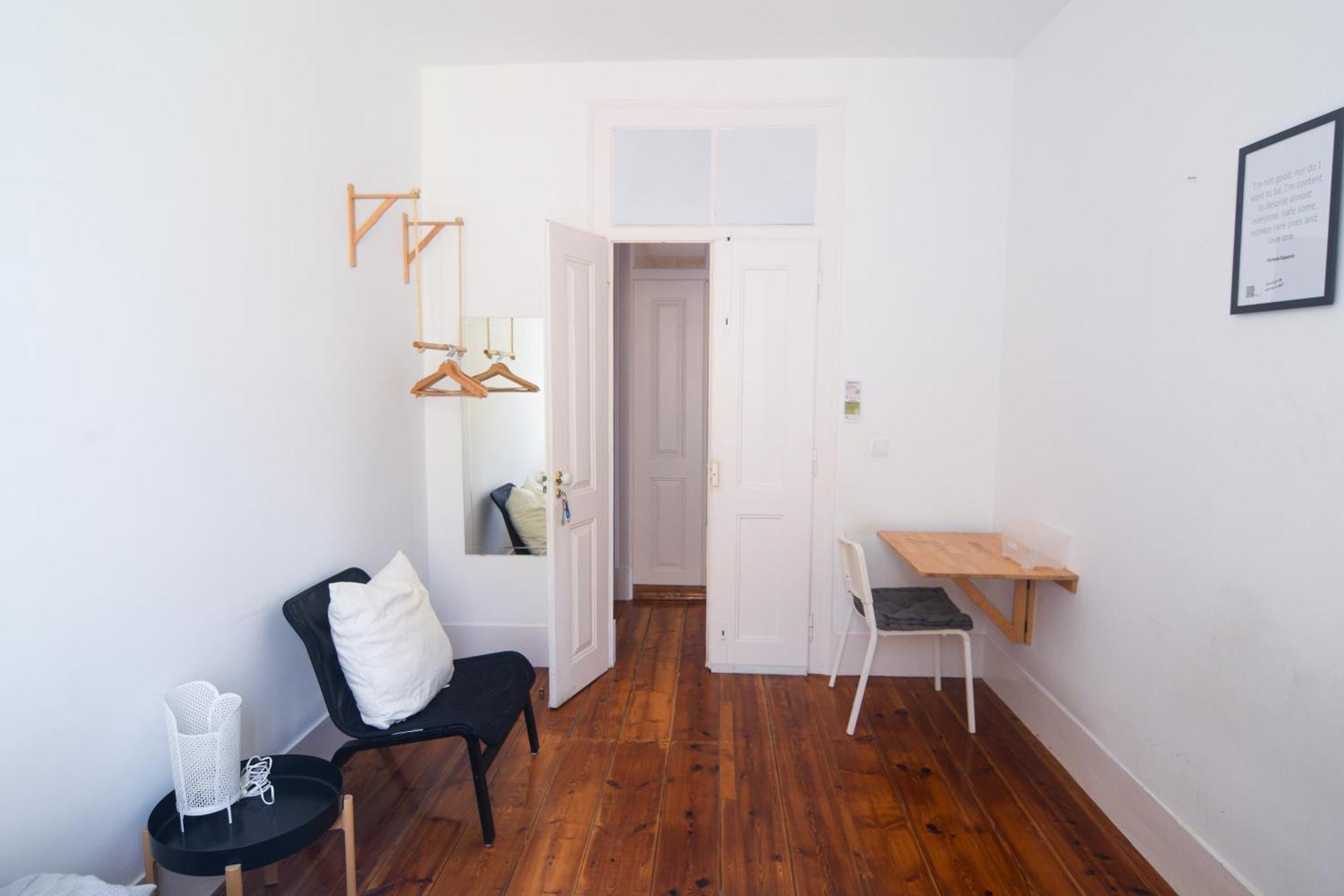 Embassy Arriaga Private Elegance Rooms In Stylish Shared Apartment Lisboa Exterior foto