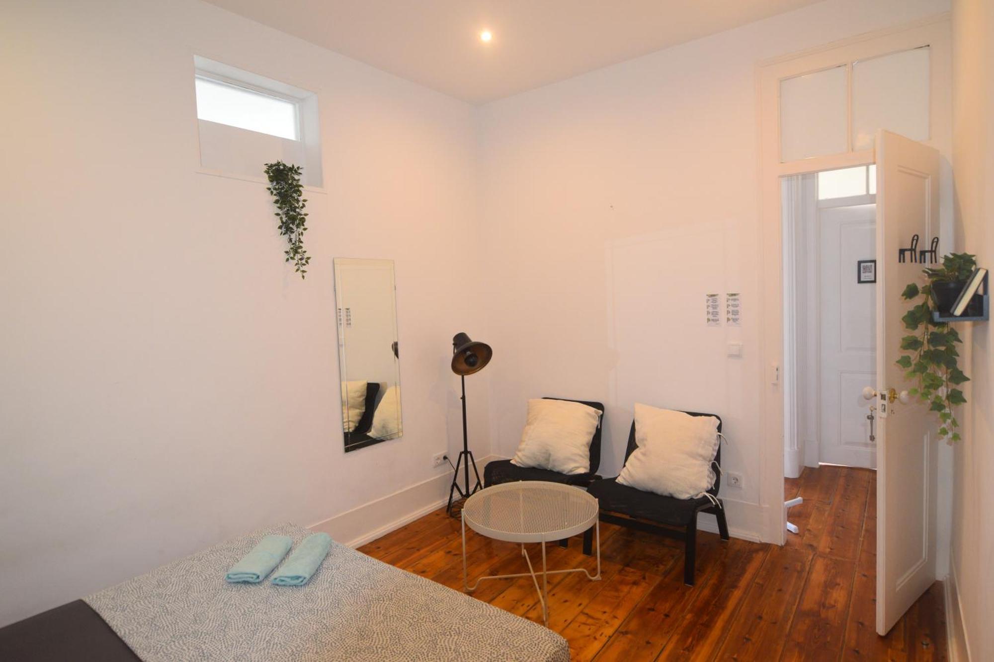 Embassy Arriaga Private Elegance Rooms In Stylish Shared Apartment Lisboa Exterior foto