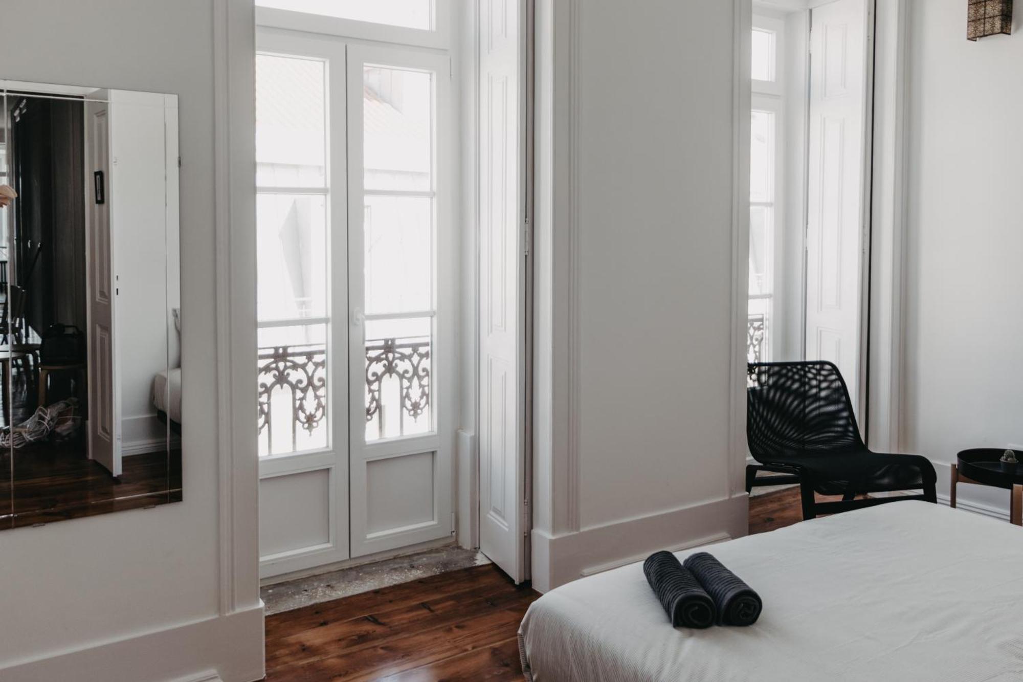Embassy Arriaga Private Elegance Rooms In Stylish Shared Apartment Lisboa Exterior foto